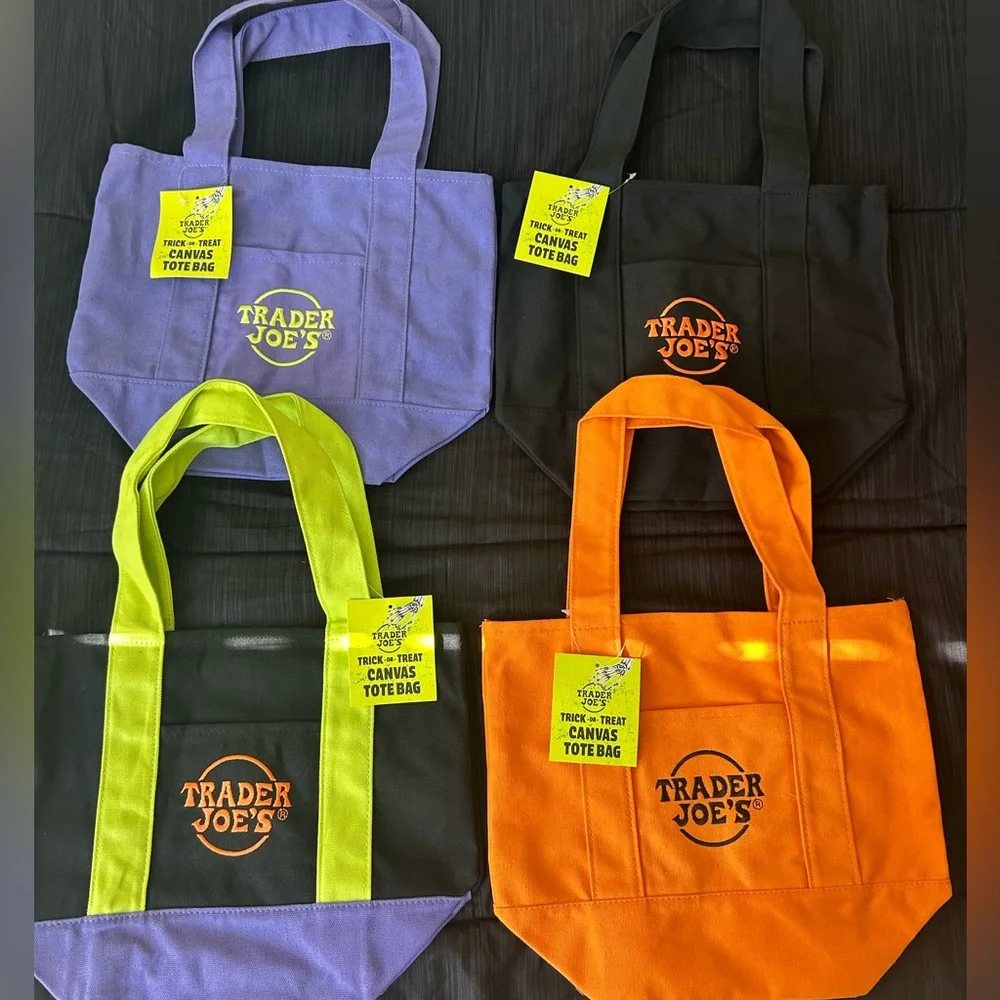 Trader Joe's Halloween Canvas Tote Bag Set